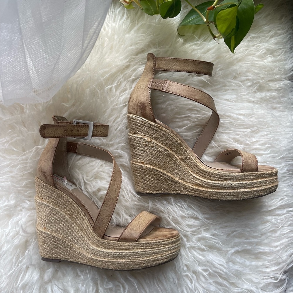 Charles by Charles David Leather Wedge Sandal